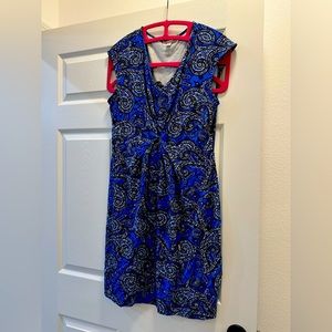 Beautiful L Dana Buchman blue patterned dress